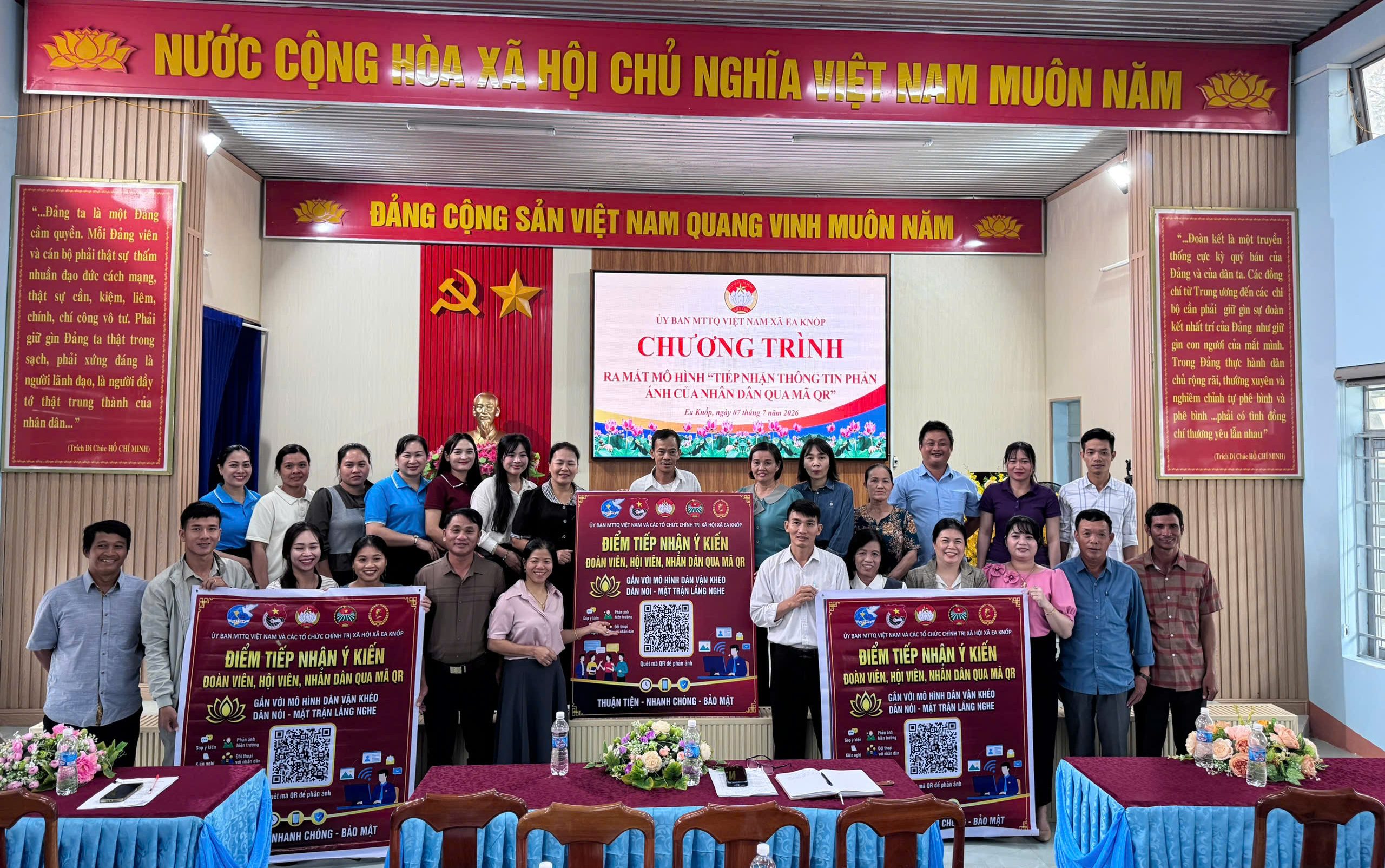 Xã Ea Knốp ra mắt mô hình “Tiếp nhận thông tin phản ánh của Nhân dân qua mã QR”